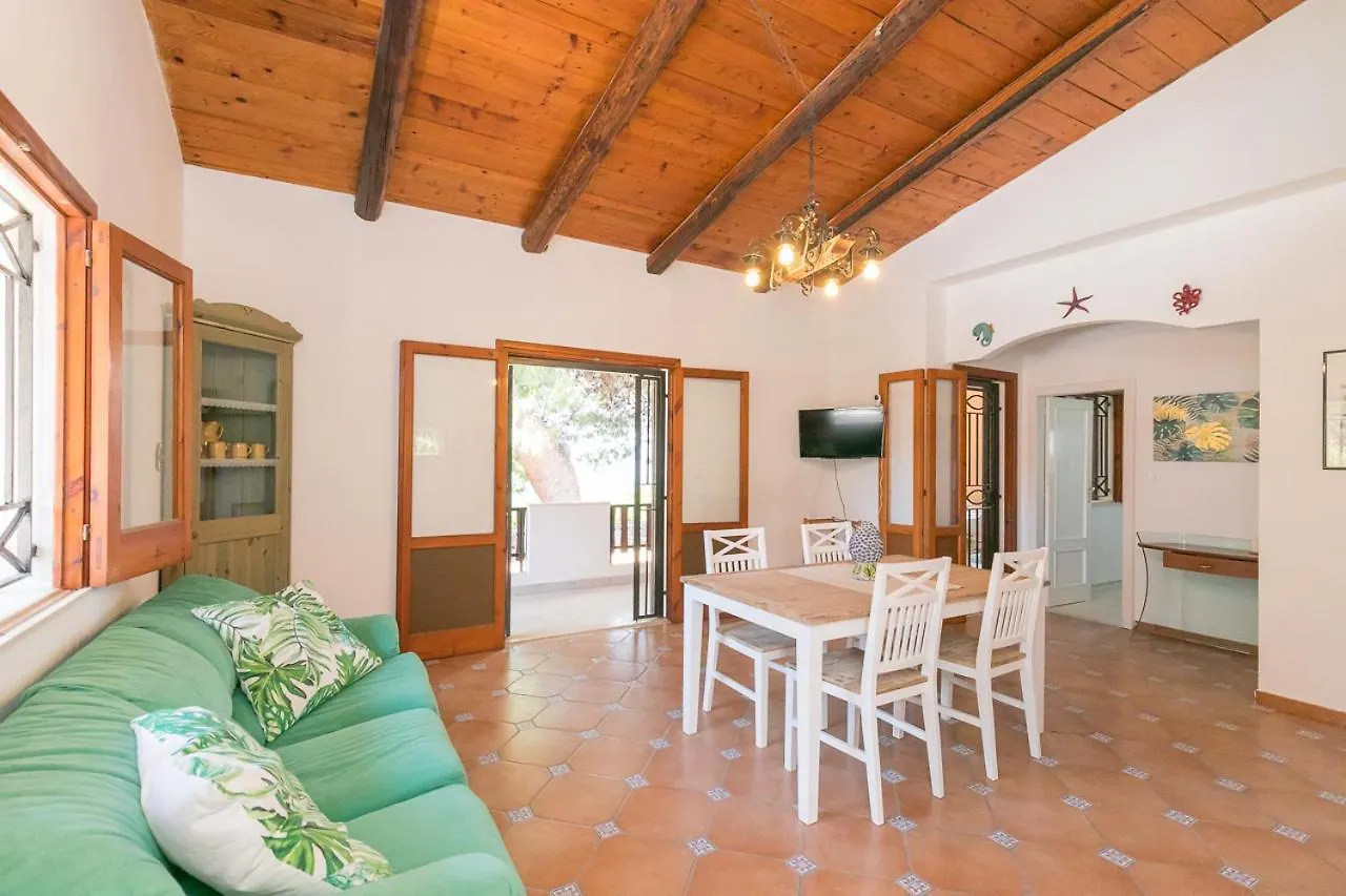 Villa Plemmyria Syracuse 0*,  Italia